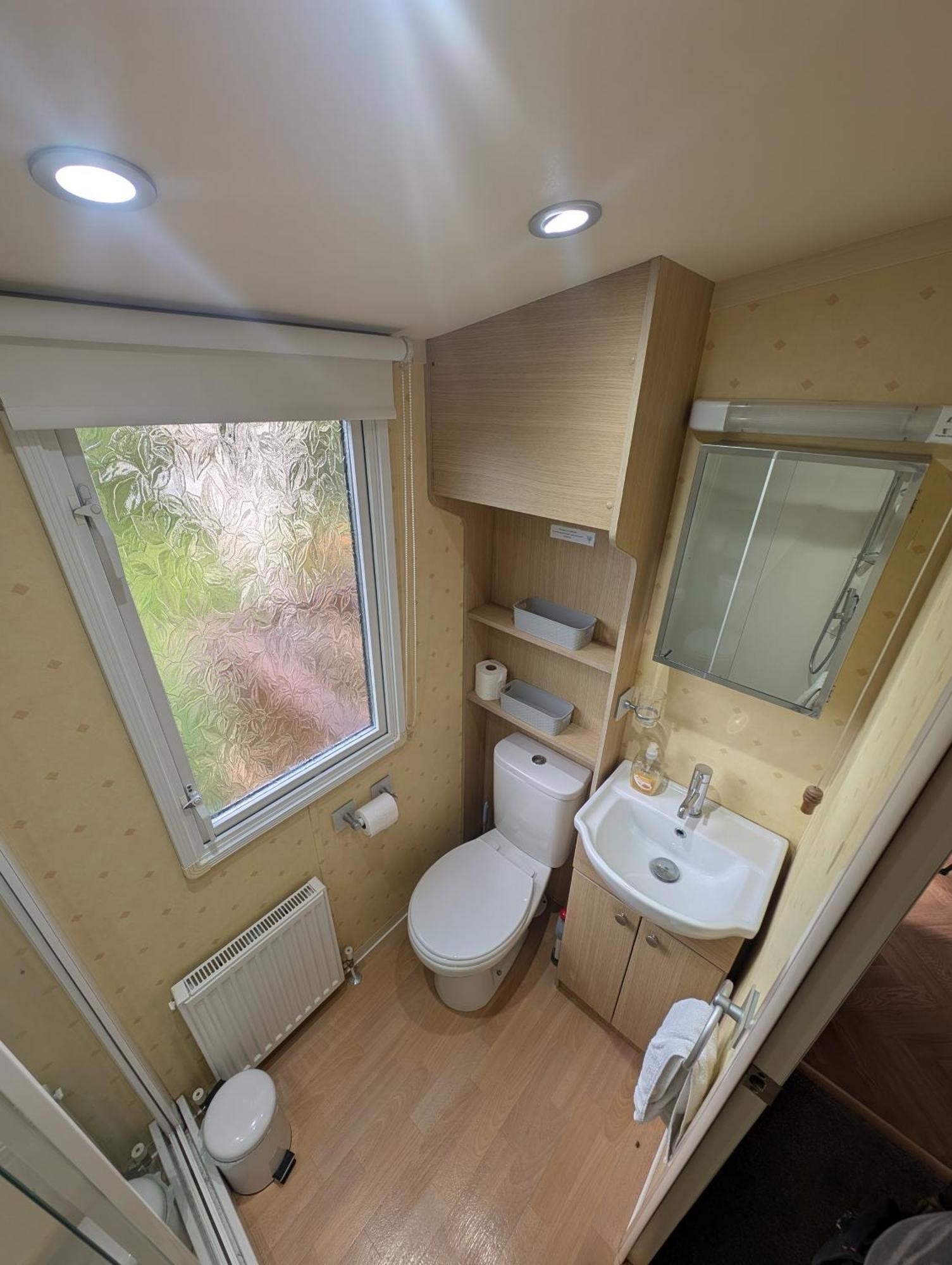 Red Squirrel Holiday Home In The Countryside, 10 Mins To Lligwy Beach Llandyfrydog Exterior photo